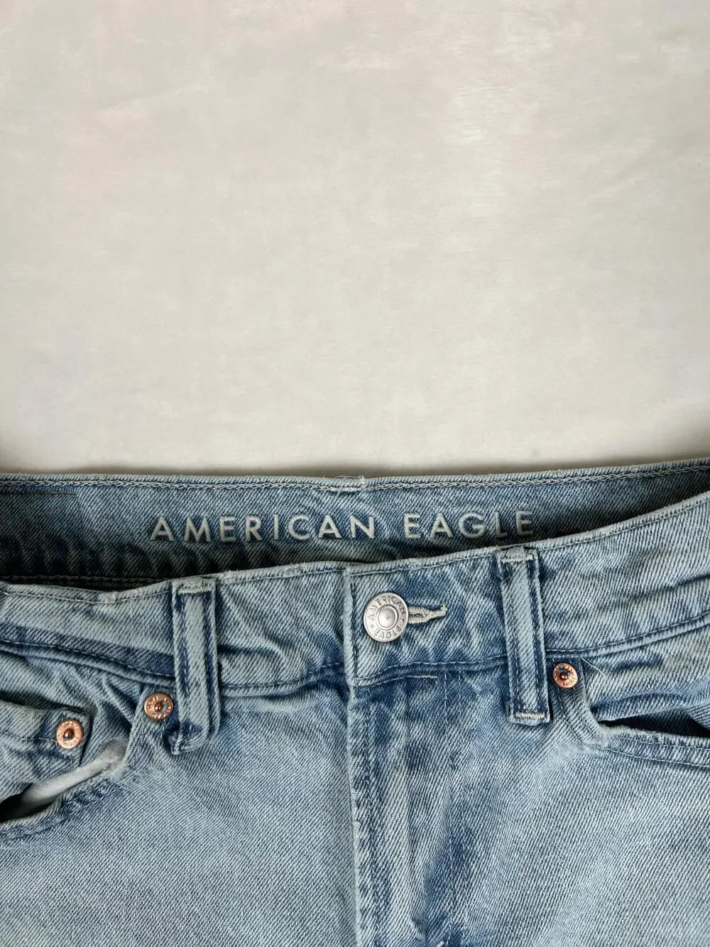 American Eagle Jeans Mens 30x32 Blue Original Straight Light Wash Denim